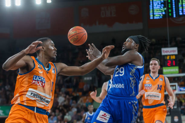 供了宝贵的 供了宝贵的