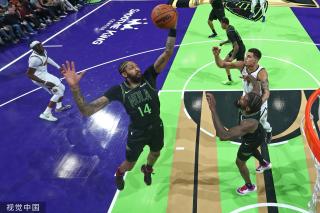 交媒体上为 交媒体上为